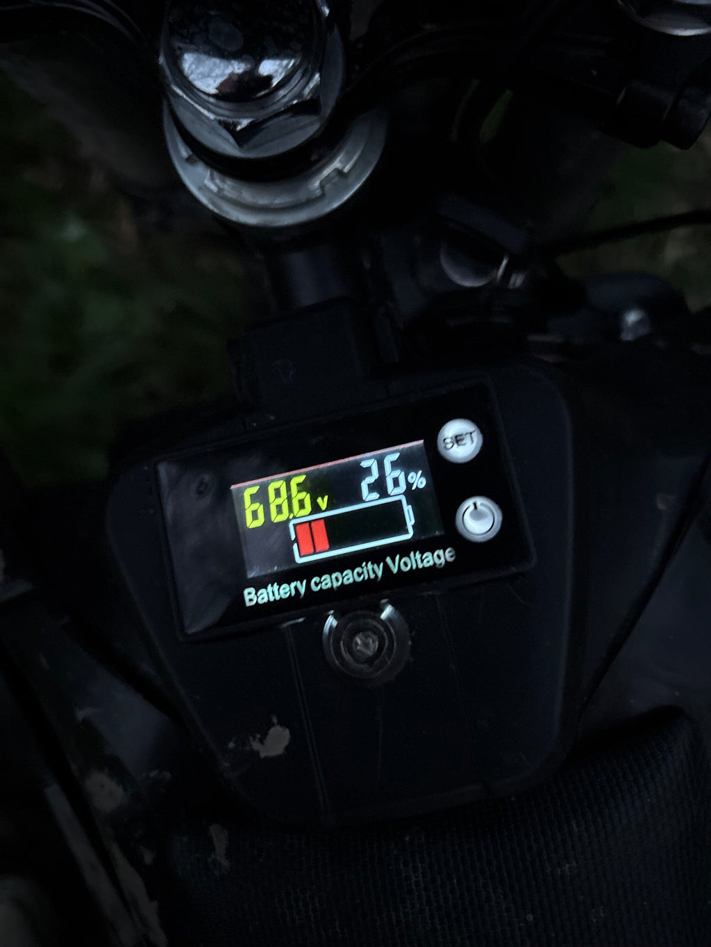 FARDRIVER plug-in-play voltage display kit