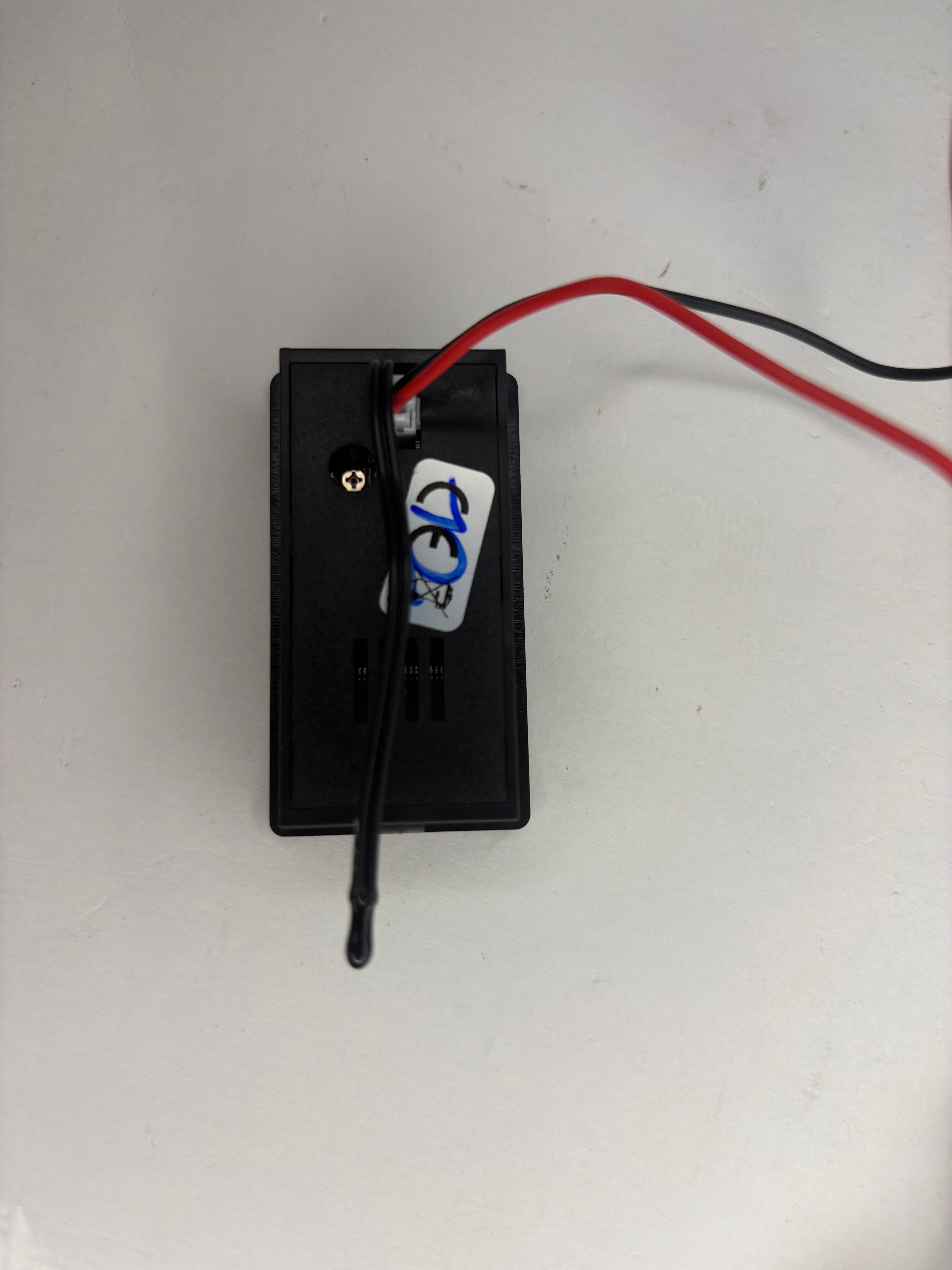 FARDRIVER plug-in-play voltage display kit