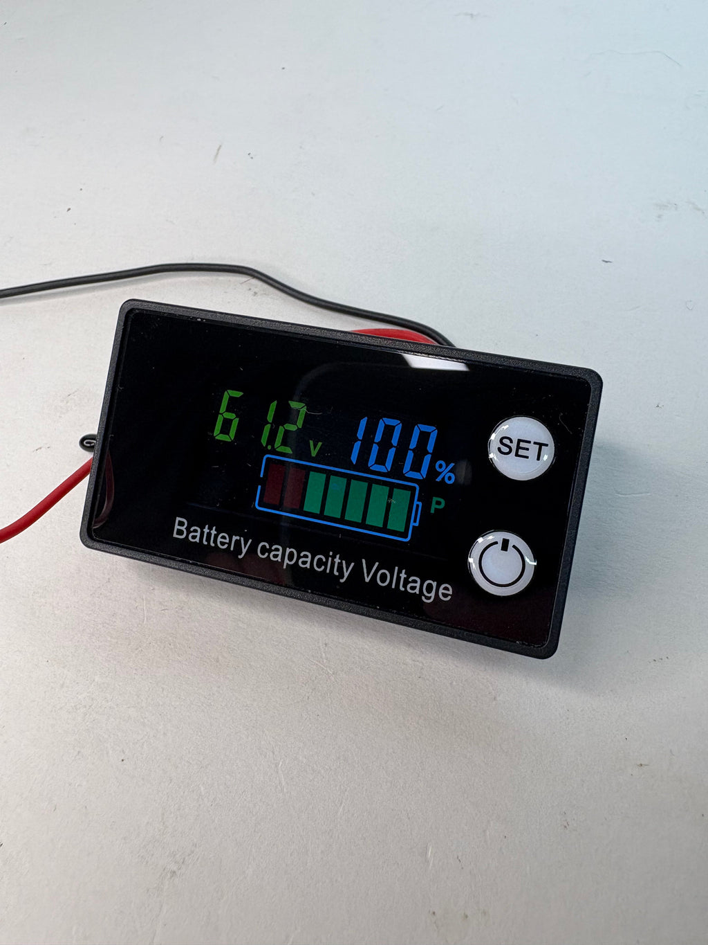 FARDRIVER plug-in-play voltage display kit